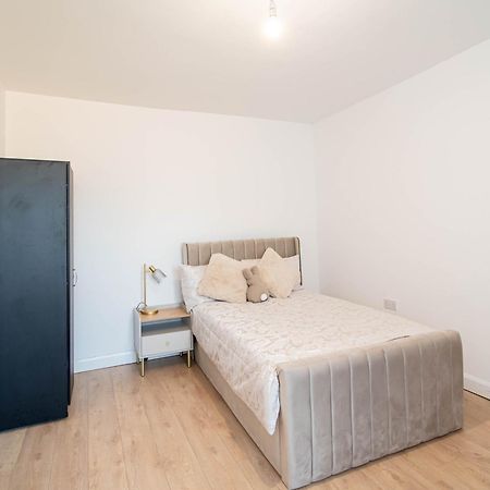 Belgian Studio Apt 2 Huddersfield Ngoại thất bức ảnh