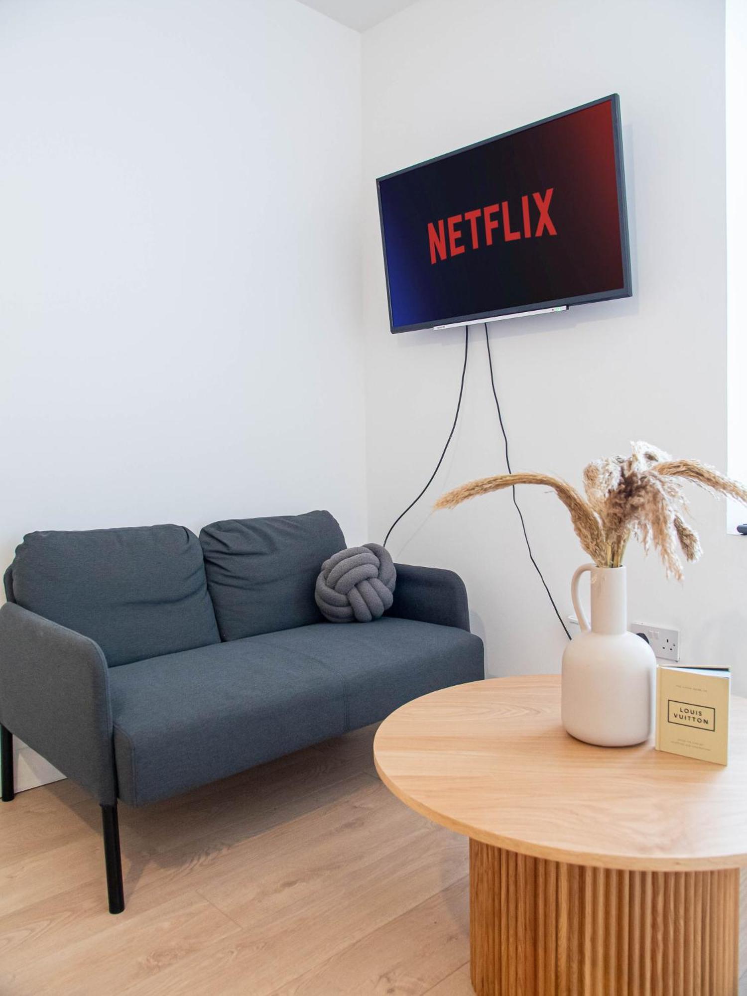 Belgian Studio Apt 2 Huddersfield Ngoại thất bức ảnh
