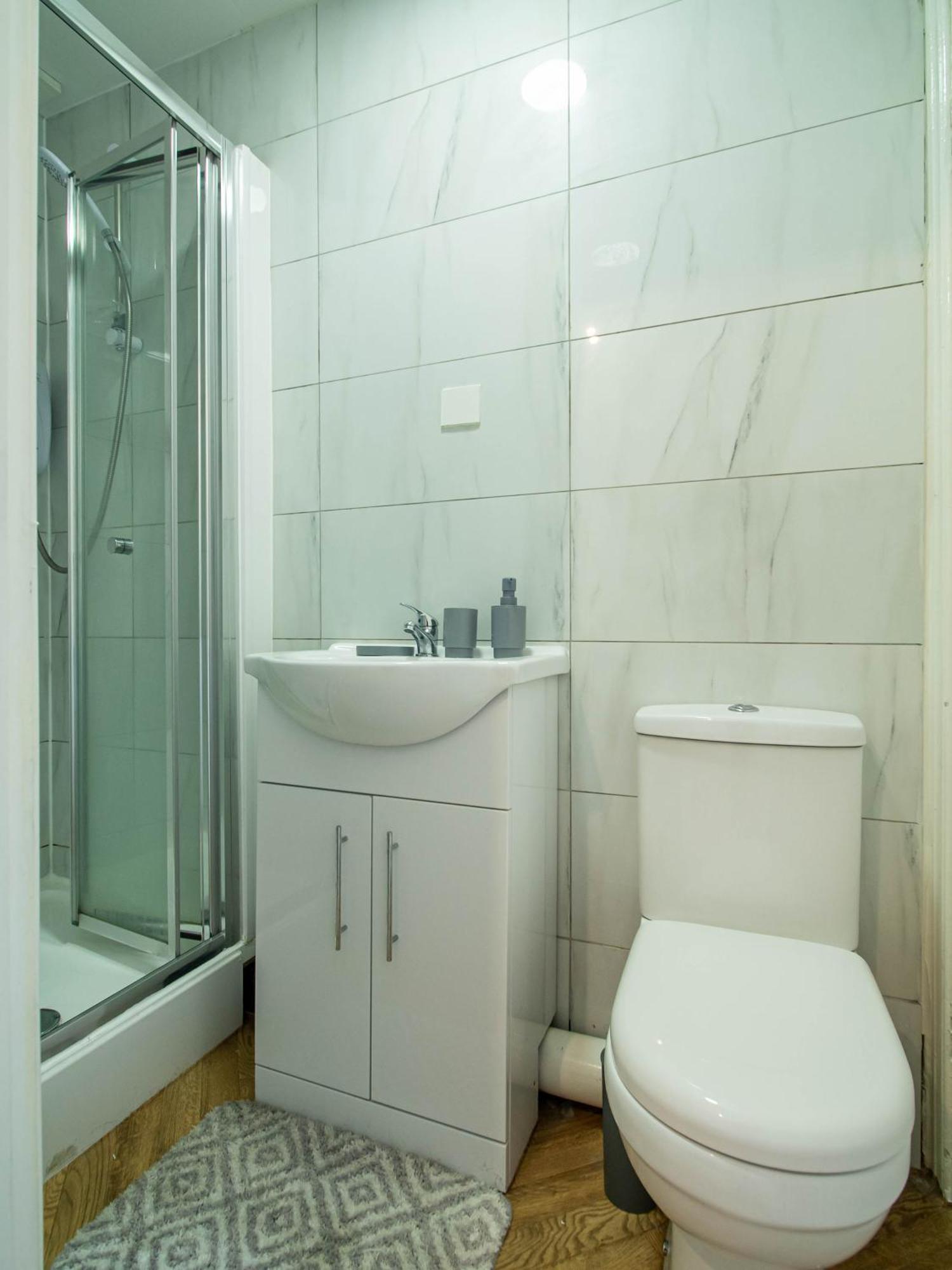 Belgian Studio Apt 2 Huddersfield Ngoại thất bức ảnh
